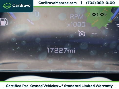Certified 2025 Chevrolet Suburban High Country AWD/4WD image 30