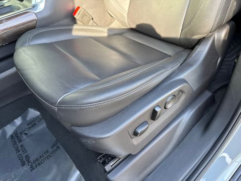 Used 2024 Chevrolet Silverado 1500 LT Trail Boss w/ Convenience Package II image 15