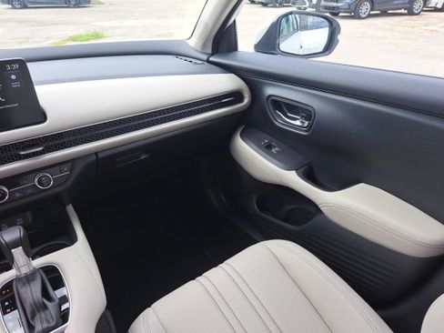 New 2026 Honda HR-V EX-L image 9