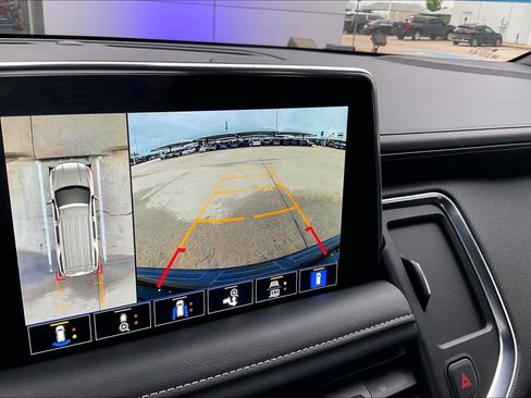 Used 2022 GMC Yukon SLT w/ SLT Luxury Package image 27