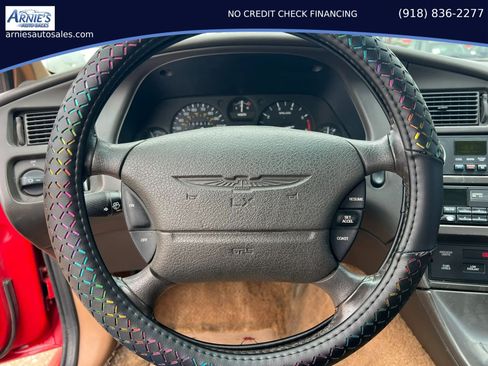 Used 1996 Ford Thunderbird LX RWD image 8