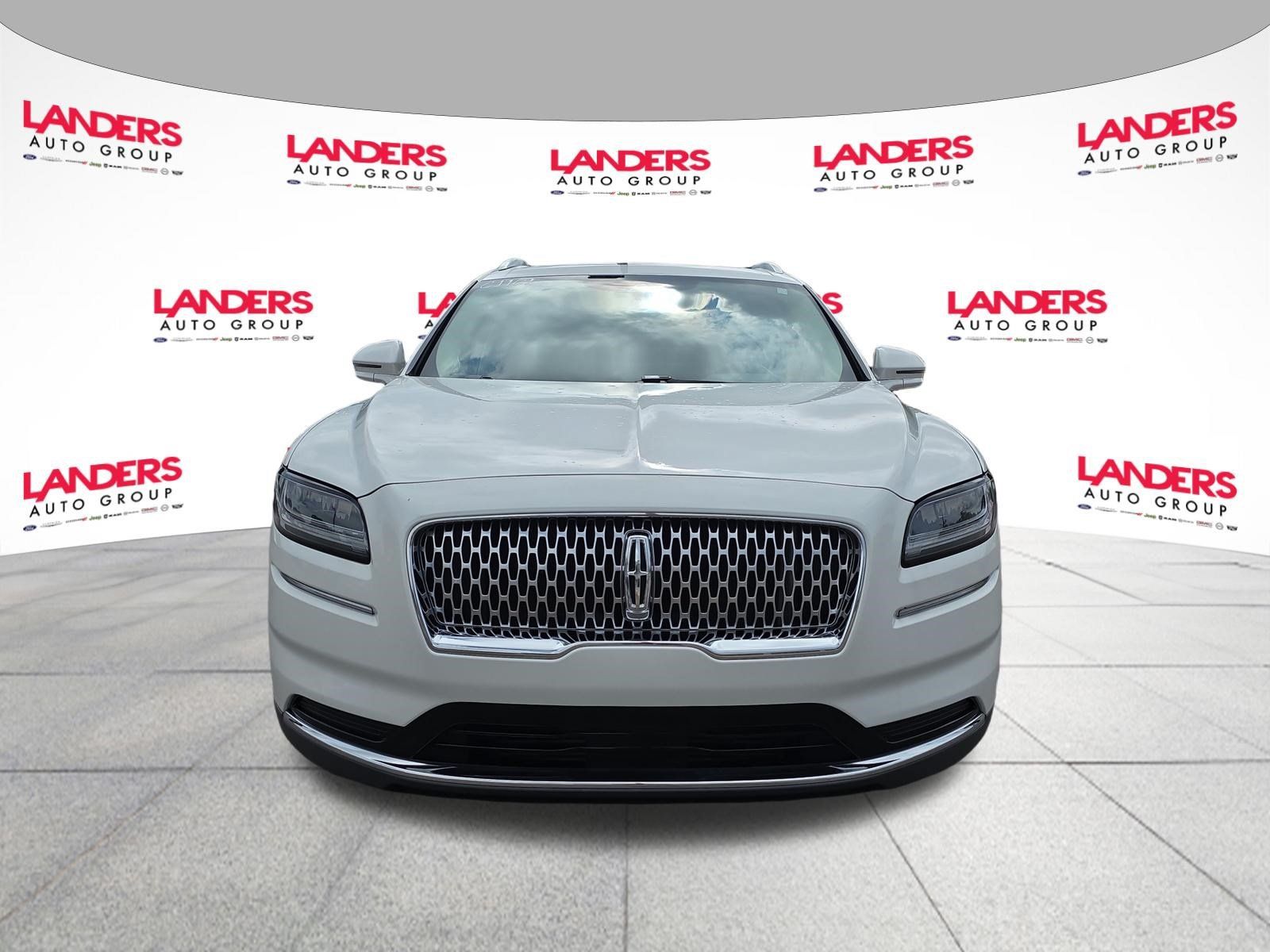 Used 2023 Lincoln Nautilus Reserve AWD/4WD image 8