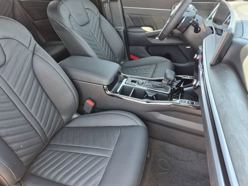 New 2026 Kia Sorento SX Prestige AWD/4WD image 15
