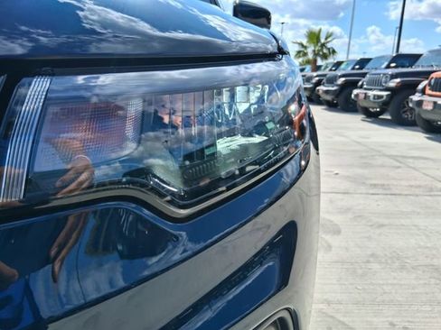 New 2026 Jeep Compass Latitude image 9