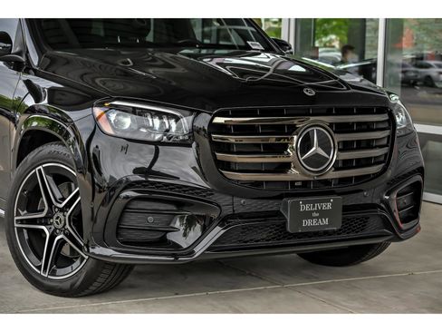 Certified 2025 Mercedes-Benz GLS 450 4MATIC image 2
