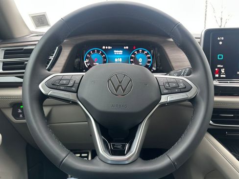New 2026 Volkswagen Atlas SEL Premium R-Line image 7