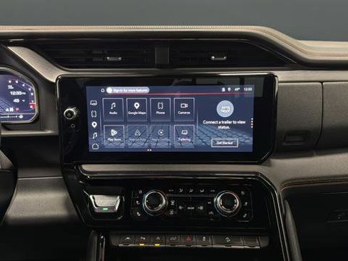 Used 2023 GMC Sierra 1500 AT4 w/ AT4 Premium Package AWD/4WD image 13