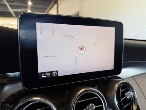 Used 2015 Mercedes-Benz C 300 4MATIC Sedan image 18