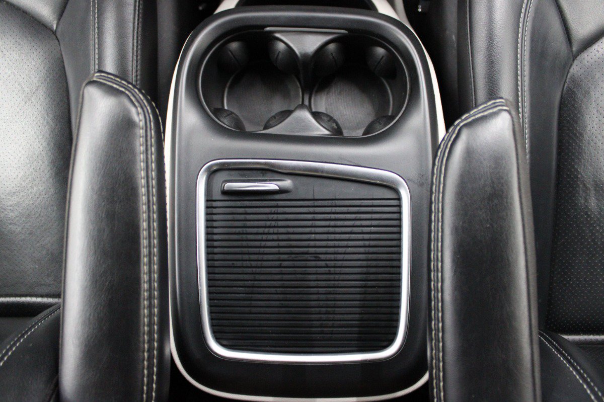 Used 2022 Chrysler Pacifica Touring-L FWD image 31