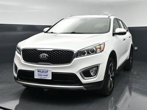 Used 2017 Kia Sorento EX AWD/4WD image 2