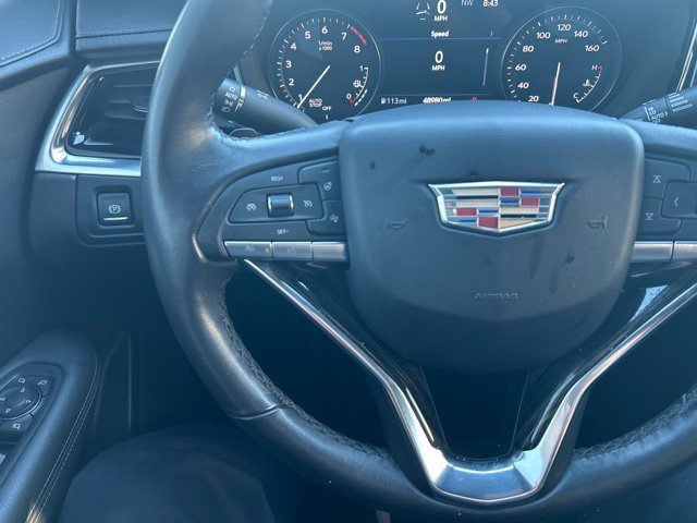 Used 2022 Cadillac XT6 Premium Luxury w/ Technology Package FWD image 17