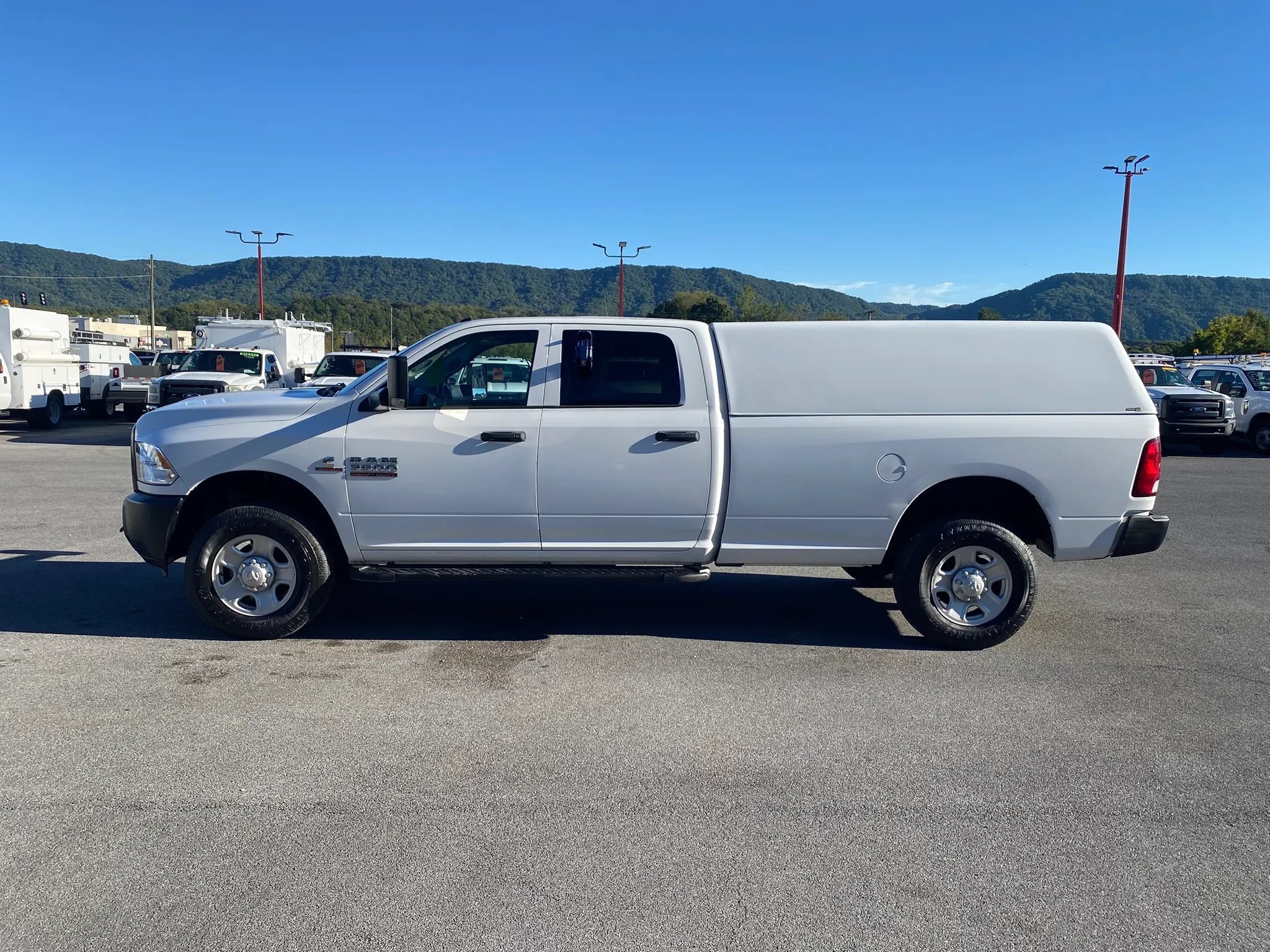 Used 2017 RAM 3500 Tradesman w/ Popular Equipment Group AWD/4WD image 5