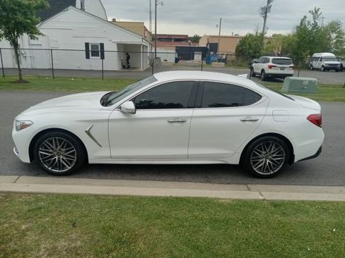 Used 2021 Genesis G70 2.0T image 7