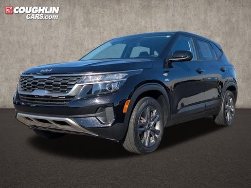 Used 2023 Kia Seltos LX image 3