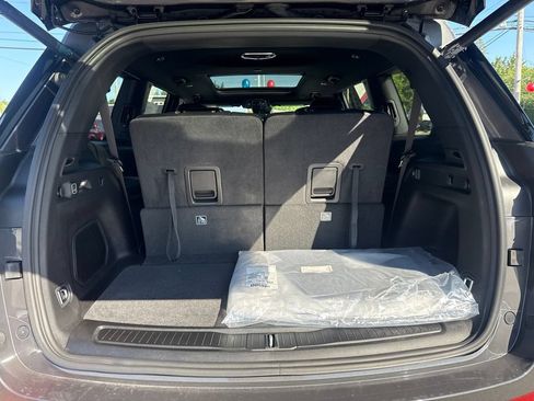 New 2026 Jeep Grand Cherokee L Limited w/ Limited Altitude Package AWD/4WD image 25