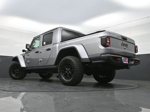 Used 2020 Jeep Gladiator Rubicon AWD/4WD image 30