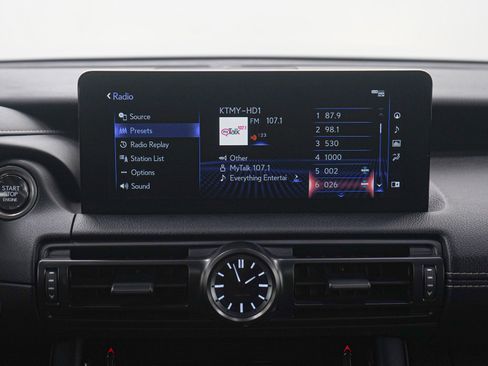 Used 2024 Lexus IS 500 image 16