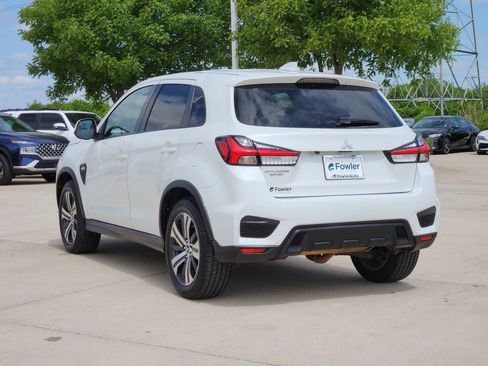 Used 2020 Mitsubishi Outlander Sport ES FWD image 5
