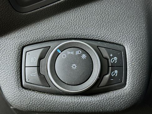 Used 2017 Ford Escape SE FWD image 16