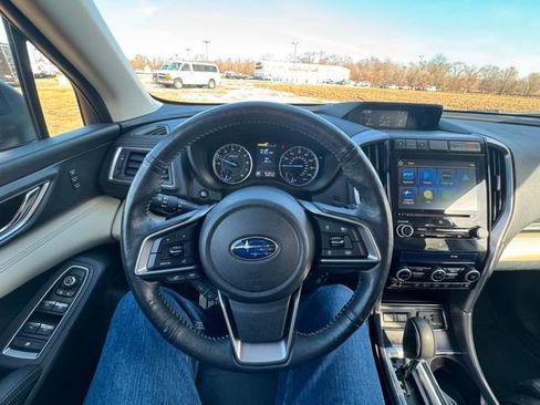 Used 2022 Subaru Ascent Limited image 24