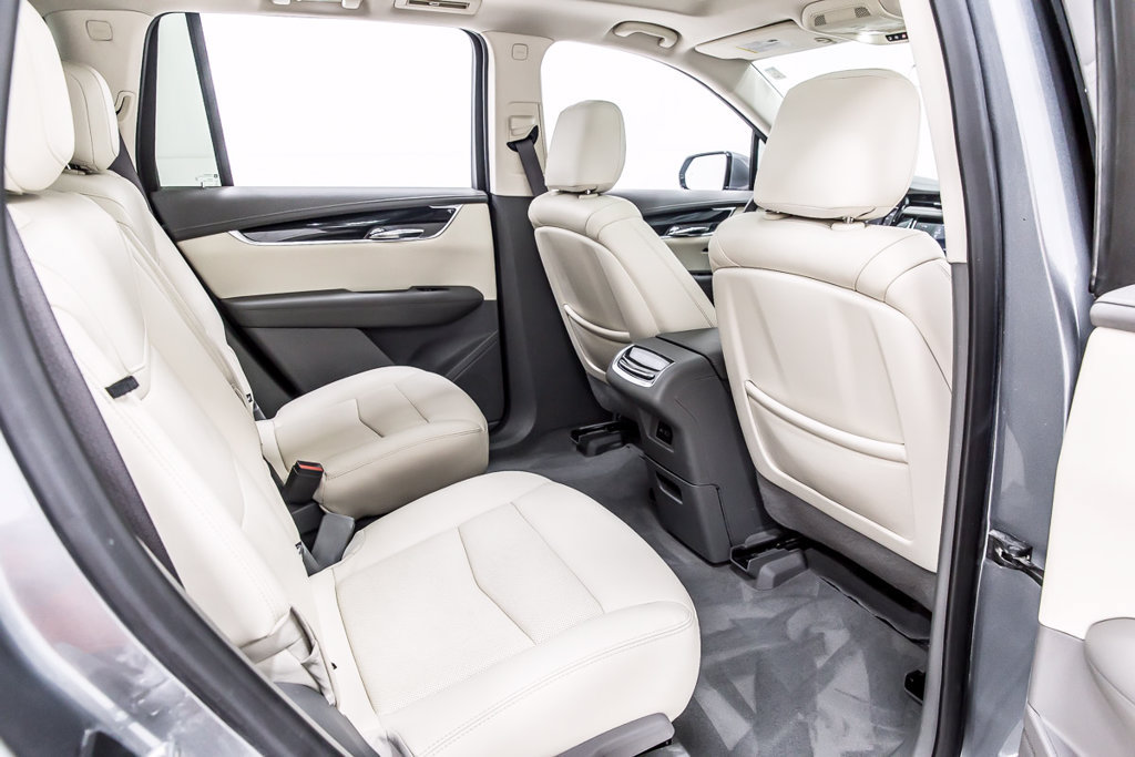 Used 2022 Cadillac XT6 Premium Luxury FWD image 33