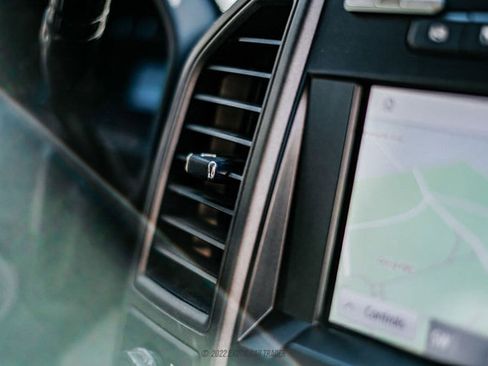 Used 2022 Ford F550 4x4 Crew Cab Super Duty w/ Power Equipment Group image 29