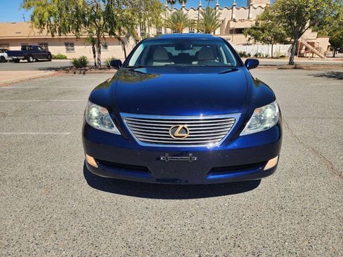 Used 2009 Lexus LS 460 RWD image 3
