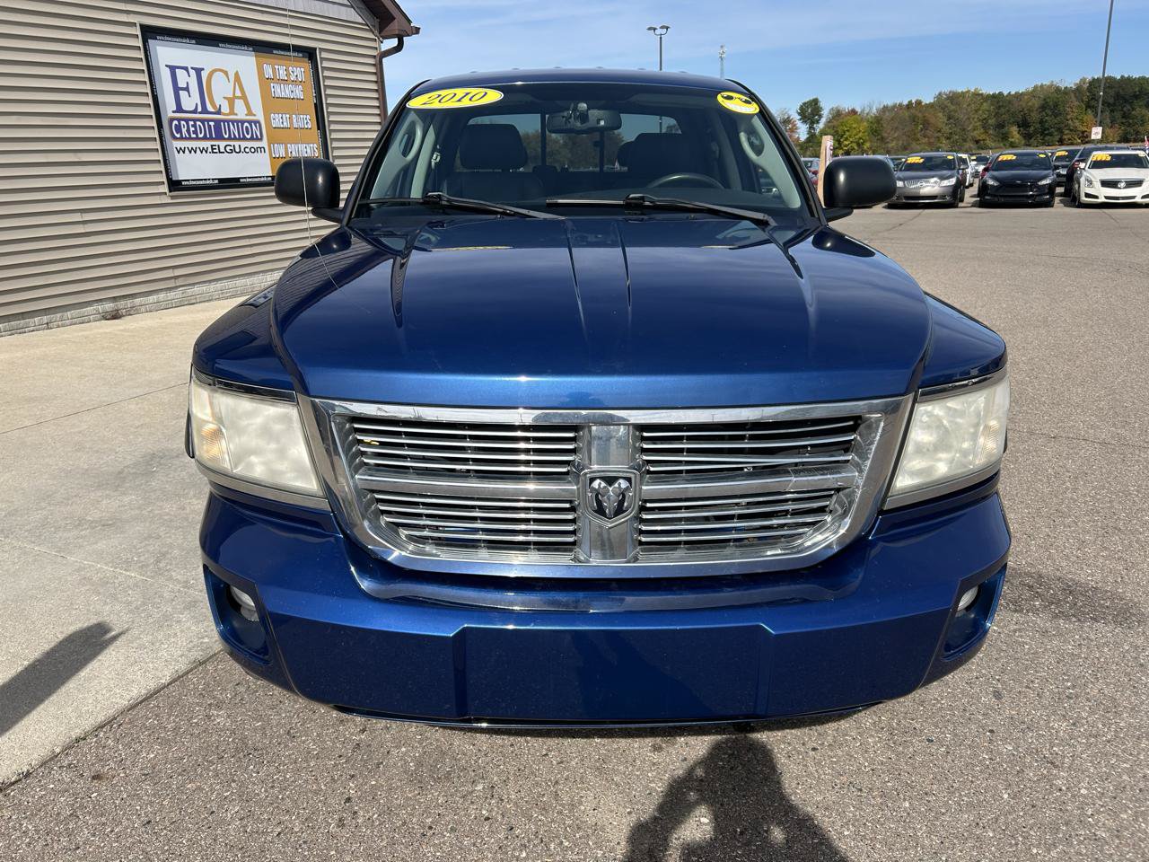 Used 2010 Dodge Dakota Laramie w/ Trailer Tow Group AWD/4WD image 2