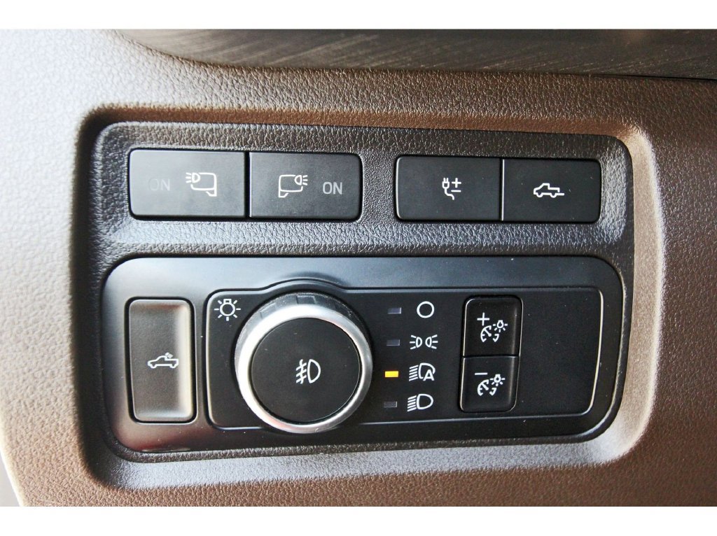 Used 2024 Ford F350 King Ranch w/ Chrome Package AWD/4WD image 25