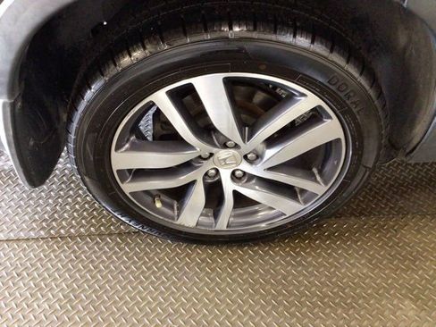 Used 2017 Honda Pilot Elite image 29