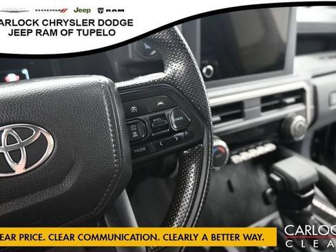Used 2025 Toyota Tacoma SR AWD/4WD image 19