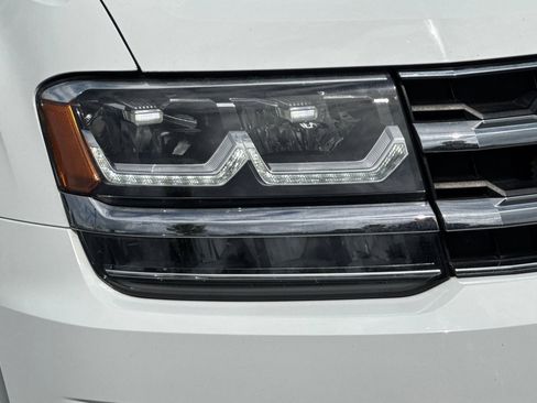 Used 2019 Volkswagen Atlas SE w/ Towing Package FWD image 10