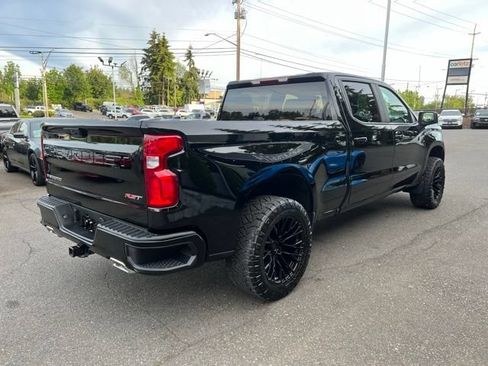 Used 2022 Chevrolet Silverado 1500 RST w/ Z71 Off-Road Package AWD/4WD image 6
