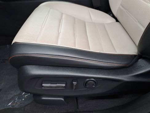 Used 2023 Honda CR-V Sport Touring image 30