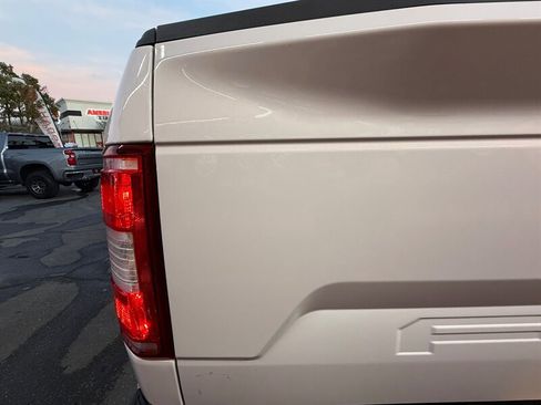 Used 2018 Ford F150 XLT image 12