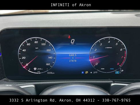 Used 2024 Mercedes-Benz GLB 250 4MATIC image 2