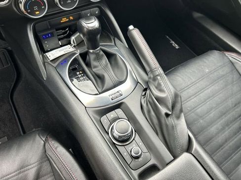 Used 2018 FIAT 124 Spider Abarth w/ Convenience Group RWD image 22