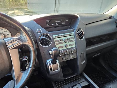 Used 2010 Honda Pilot EX-L image 10
