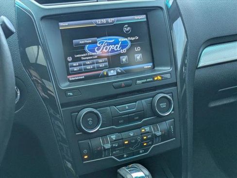 Used 2016 Ford Explorer XLT w/ Equipment Group 202A FWD image 14