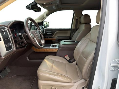 Used 2018 GMC Sierra 1500 SLT w/ Enhanced Driver Alert Package RWD image 9