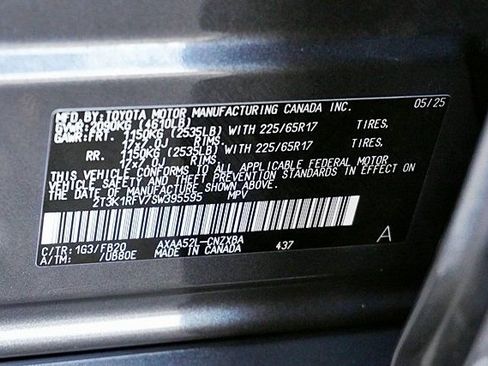 Used 2025 Toyota RAV4 LE FWD image 31