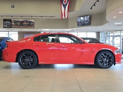 Used 2023 Dodge Charger R/T w/ Plus Group image 28