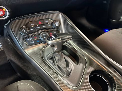 Used 2020 Dodge Challenger SRT Hellcat w/ Carbon/Suede Interior Package RWD image 14