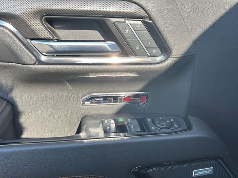 Used 2024 GMC Sierra 1500 AT4 w/ AT4 Premium Package image 17