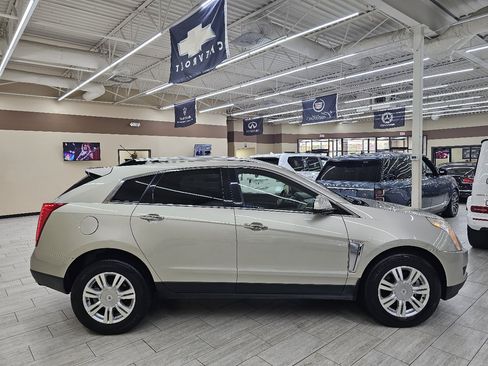 Used 2015 Cadillac SRX Luxury w/ Driver Awareness Package image 6