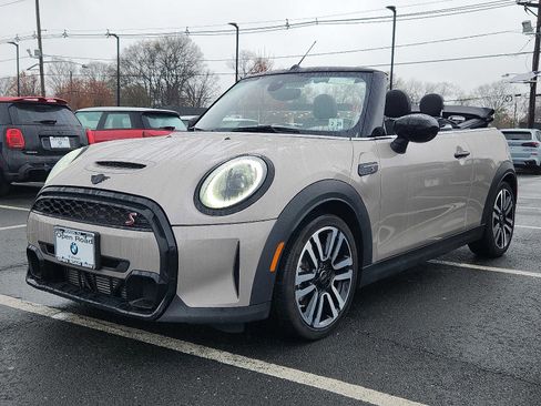 Used 2024 MINI Cooper S FWD image 3