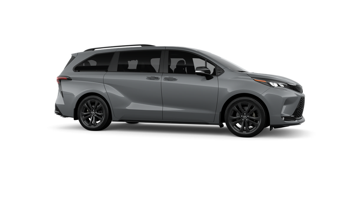 New 2026 Toyota Sienna XSE FWD image 15