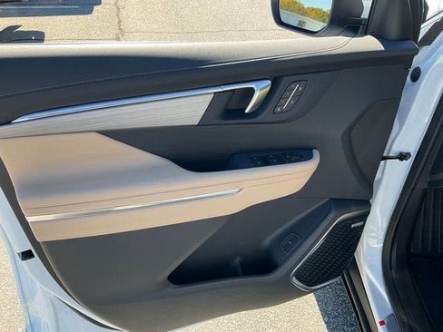 New 2026 Buick Enclave Preferred image 4