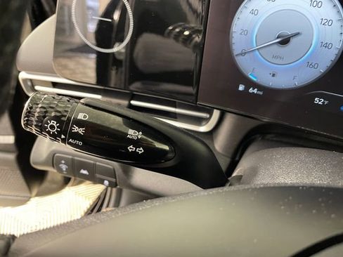 Used 2023 Hyundai Elantra SEL w/ Convenience Package FWD image 13
