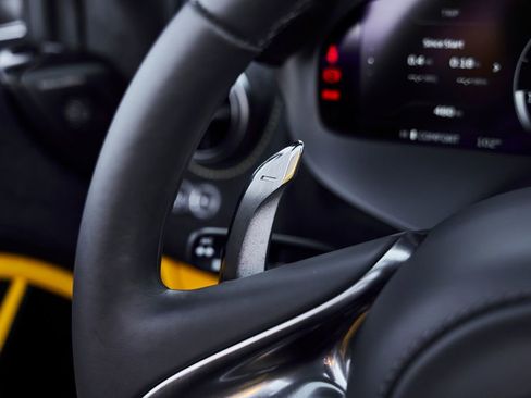 Used 2026 McLaren 750S Spider image 54